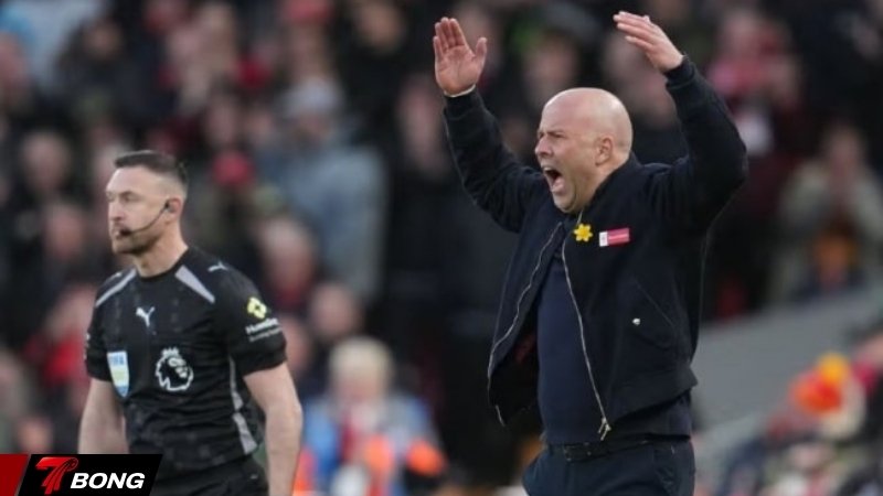 /Liverpool của Slot lỡ cơ hội chen chân vào top 4.